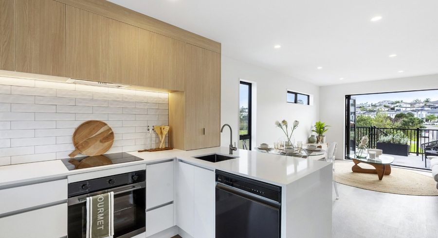  at 5/10 Ngaroma House Drive, Hobsonville, Waitakere City, Auckland