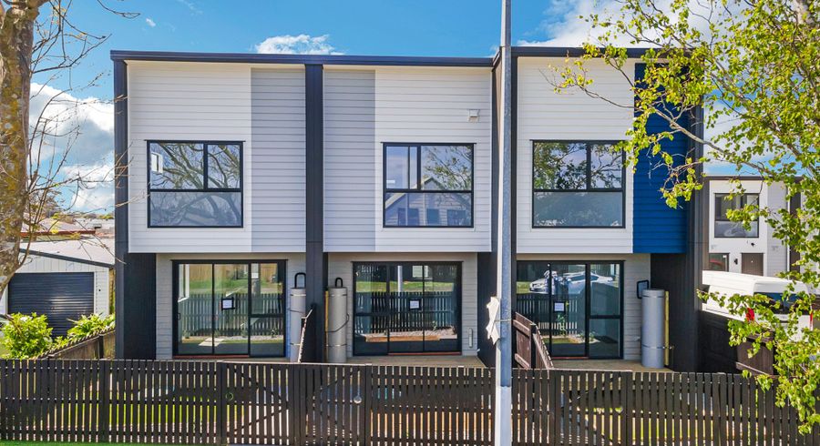  at 18/17 Barneys Farm Road, Clendon Park, Manukau City, Auckland