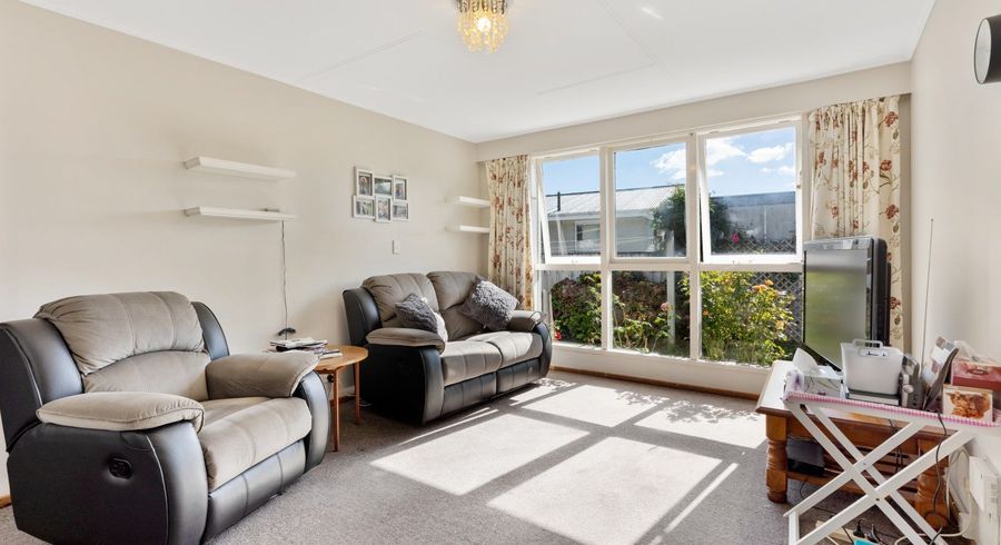  at 13B Mangaroa Hill Road, Maoribank, Upper Hutt