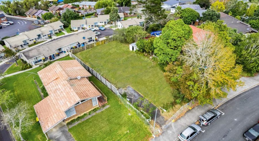  at 14 Cockayne Crescent, Sunnynook, Auckland