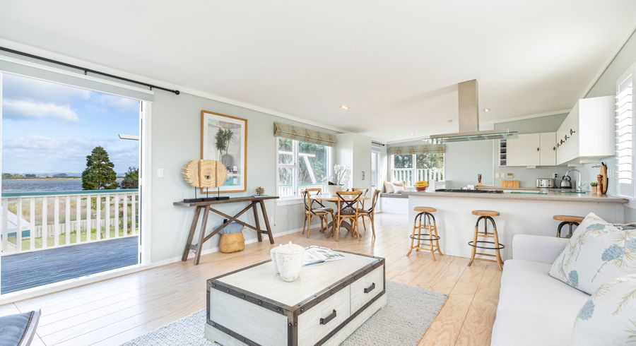  at 576 Pukehina Parade, Te Puke