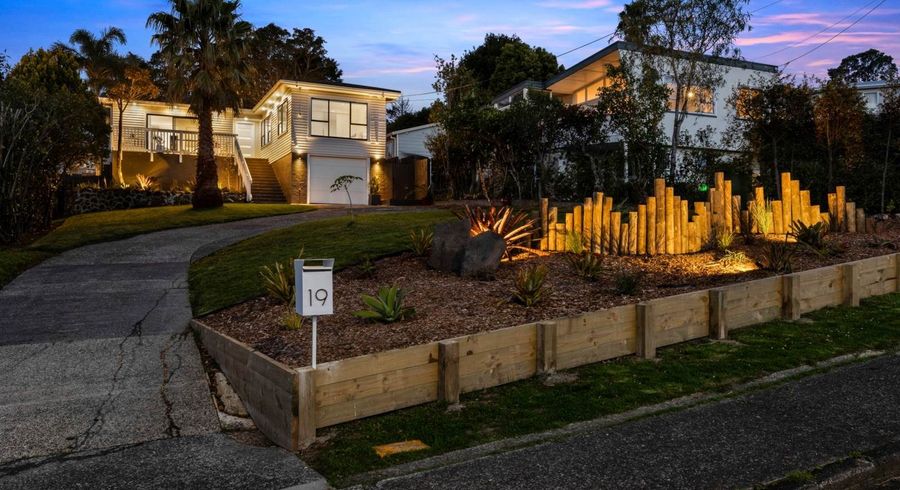  at 19 Highland Avenue, Titirangi, Waitakere City, Auckland