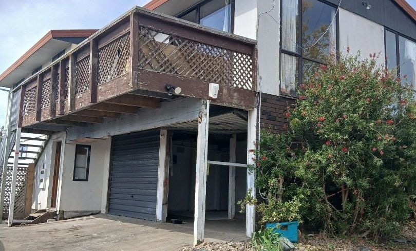  at 15 Kopara Place, Clendon Park, Manukau City, Auckland