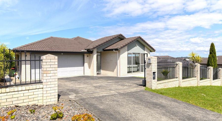  at 91 Travis View Drive, Fairview Heights, Auckland