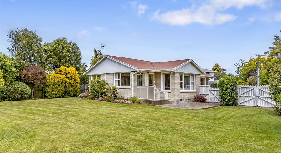  at 122 Highsted Road, Casebrook, Christchurch