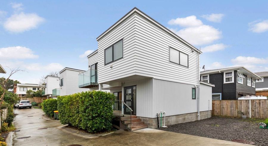 at 15B Bond Crescent, Forrest Hill, Auckland