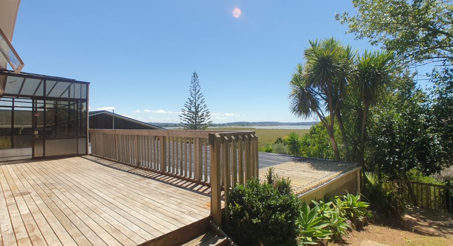  at 60 Rewarewa Road, Te Atatu Peninsula, Waitakere City, Auckland