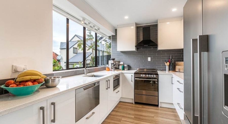  at 3/18 Waratah Street, Birkenhead, Auckland