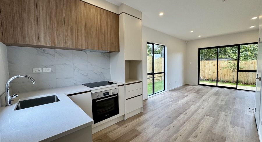  at 5/35 Crawford Avenue, Mangere Bridge, Manukau City, Auckland