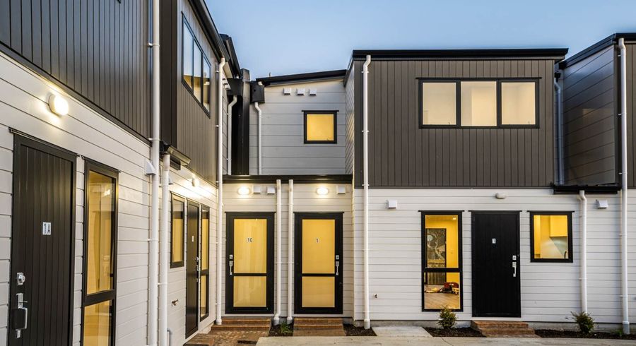  at 1b Bellville Drive, Clendon Park, Manukau City, Auckland