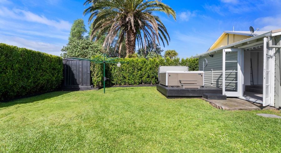  at 17 Warwick Avenue, Westmere, Auckland City, Auckland