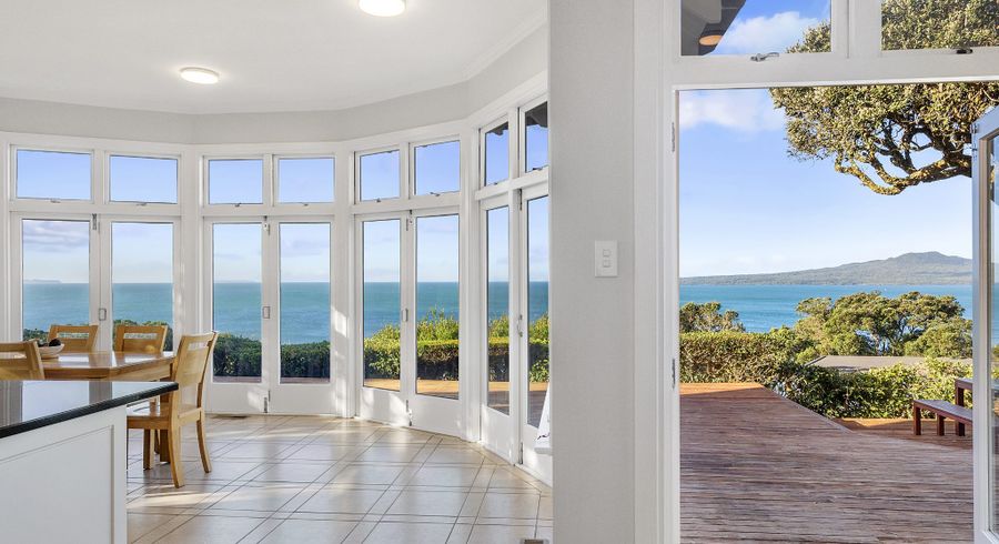  at 220 Lake Road, Hauraki, Auckland