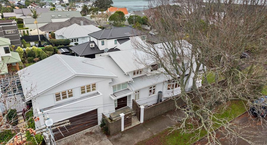  at 2 Lynch Street, Point Chevalier, Auckland City, Auckland