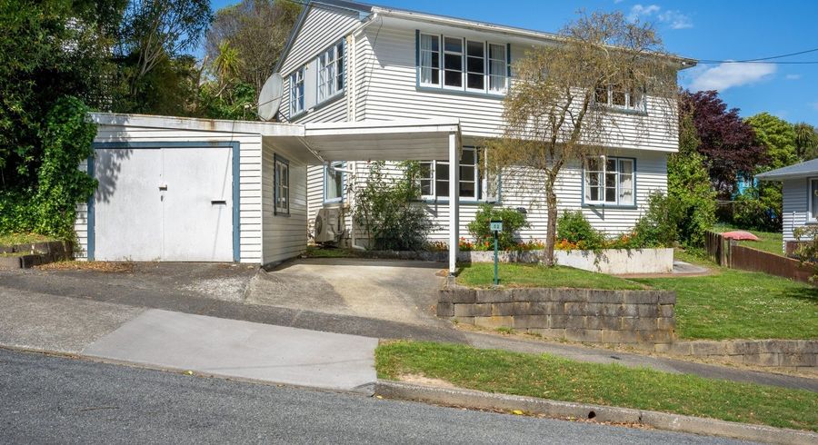  at 52 Bird Grove, Stokes Valley, Lower Hutt