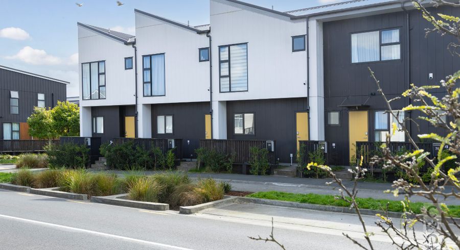  at 24 Manarini Road, Westgate, Waitakere City, Auckland