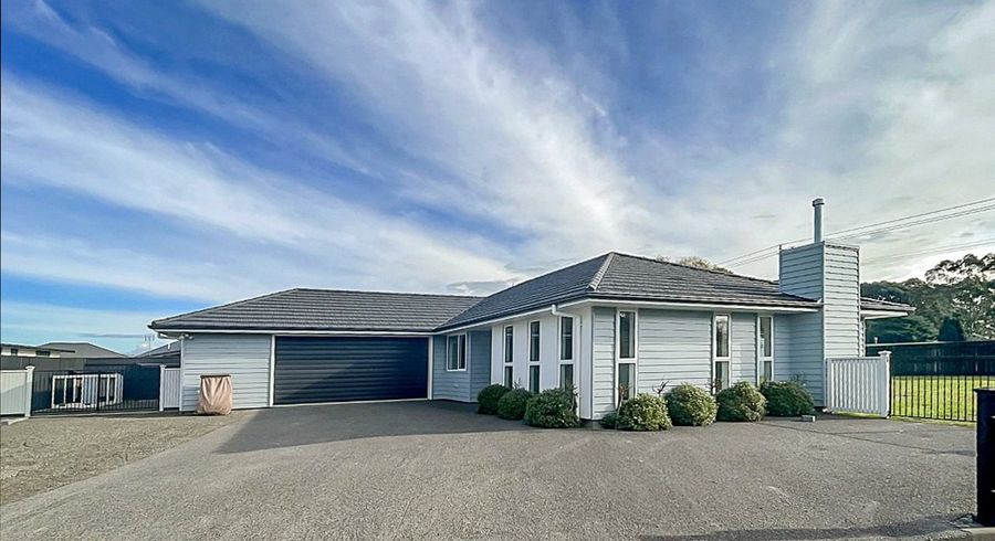  at 111 Johnstone Drive, Fitzherbert, Palmerston North, Manawatu / Whanganui