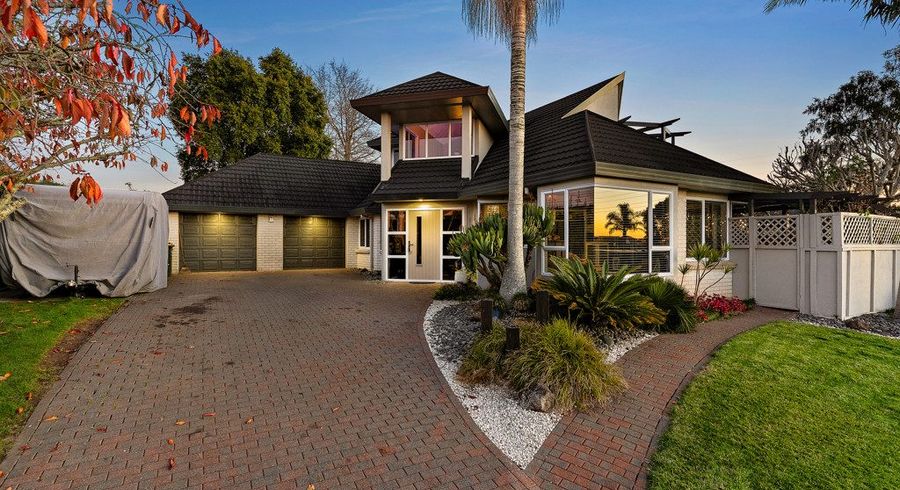  at 54 Rushgreen Avenue, Pahurehure, Papakura, Auckland