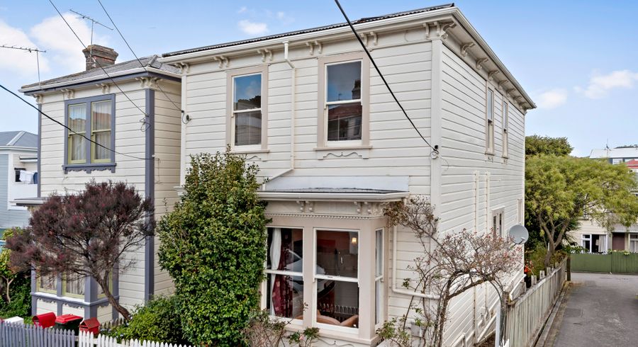  at 5 Howard Street, Mount Cook, Wellington