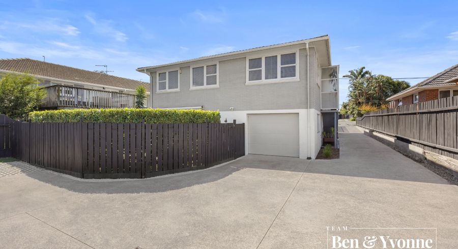  at 2/24 Rutland Road, Mount Wellington, Auckland City, Auckland