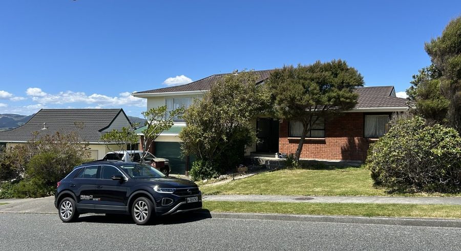  at 17 Exploration Way, Whitby, Porirua, Wellington