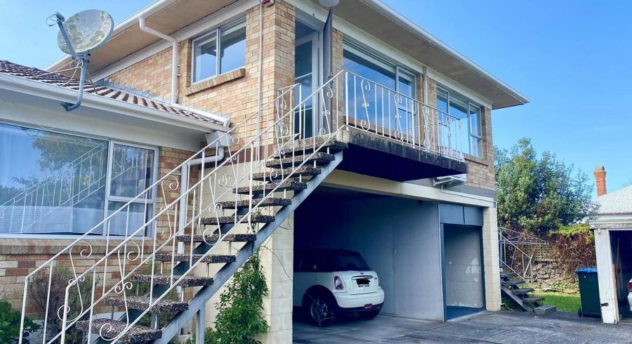  at 4/9 Rocklands Avenue, Mount Eden, Auckland City, Auckland