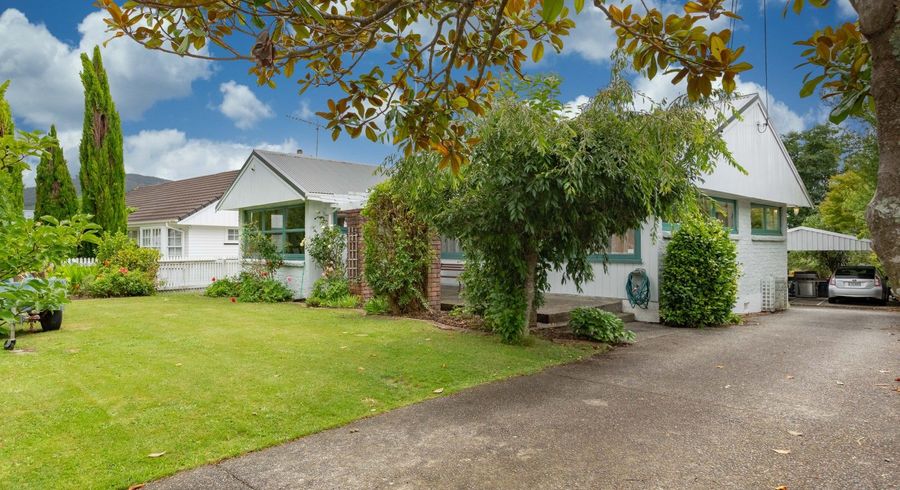  at 46 Dowling Grove, Silverstream, Upper Hutt