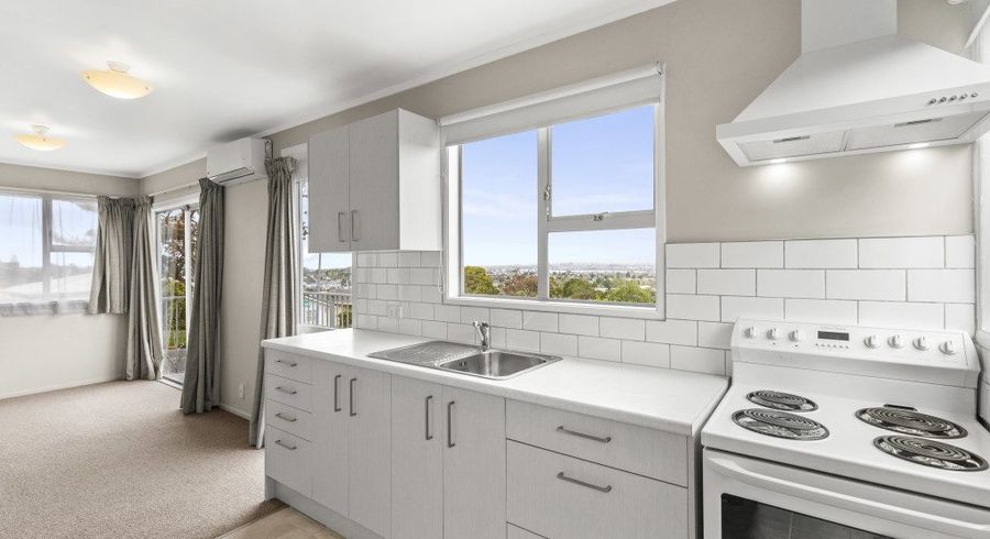  at 7 Felton Mathew Avenue, Saint Johns, Auckland