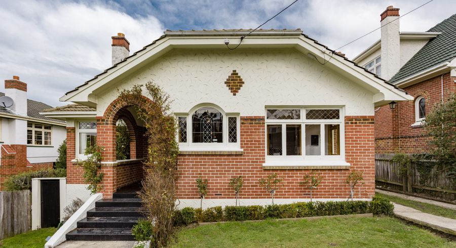  at 9 Ross Street, Roslyn, Dunedin, Otago