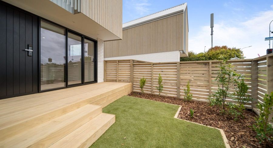  at 2/39 Pakuranga Road, Pakuranga, Manukau City, Auckland
