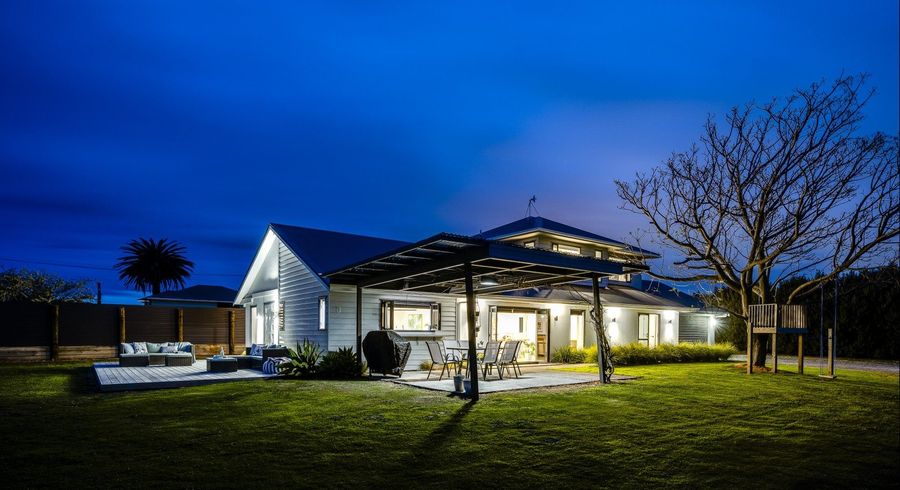  at 8 Scarrott Road, Bay View, Napier