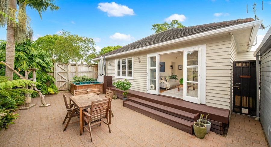  at 33 Orchard Street, Avondale, Auckland City, Auckland