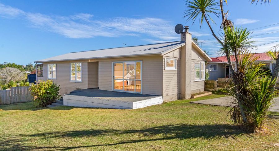  at 51 Farquhar Road, Glendene, Auckland