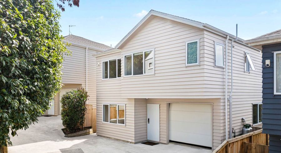  at 6B Archers Road, Glenfield, Auckland