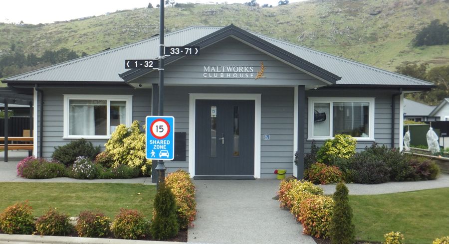  at 52/60 Port Hills Road, Heathcote, Christchurch City, Canterbury
