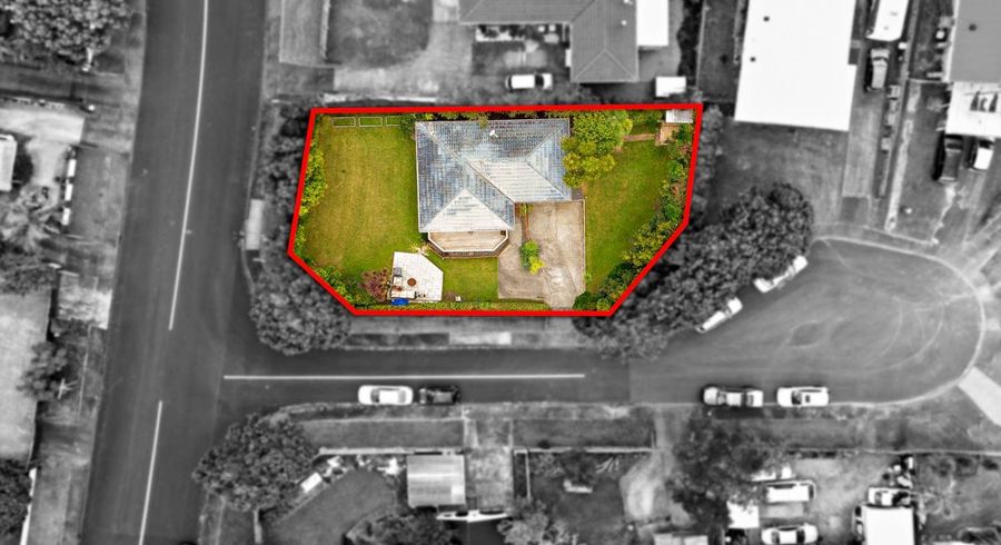  at 2 Surman Place, Glen Eden, Auckland