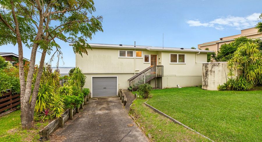  at 40 Pacific Parade, Army Bay, Rodney, Auckland