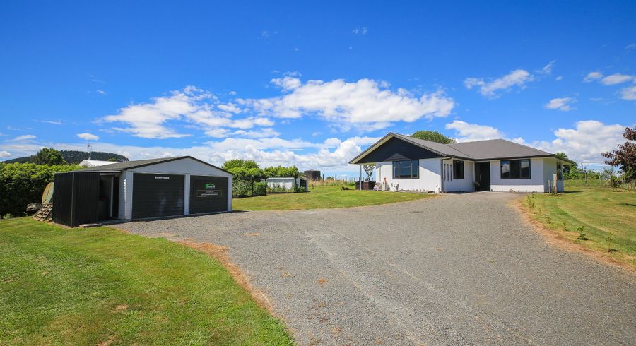 at 690 Te Kawa Road, Te Kawa