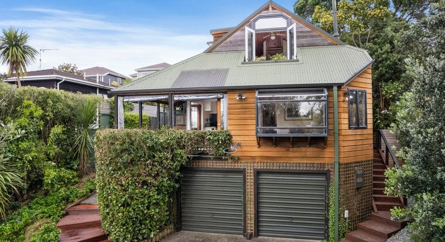  at 2/36 Beulah Avenue, Rothesay Bay, North Shore City, Auckland