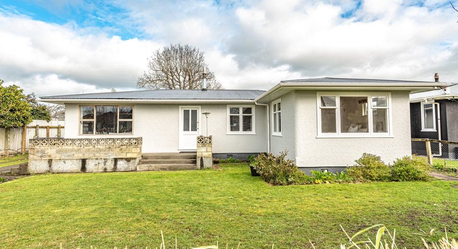  at 17 Caffray Avenue, Aramoho, Whanganui