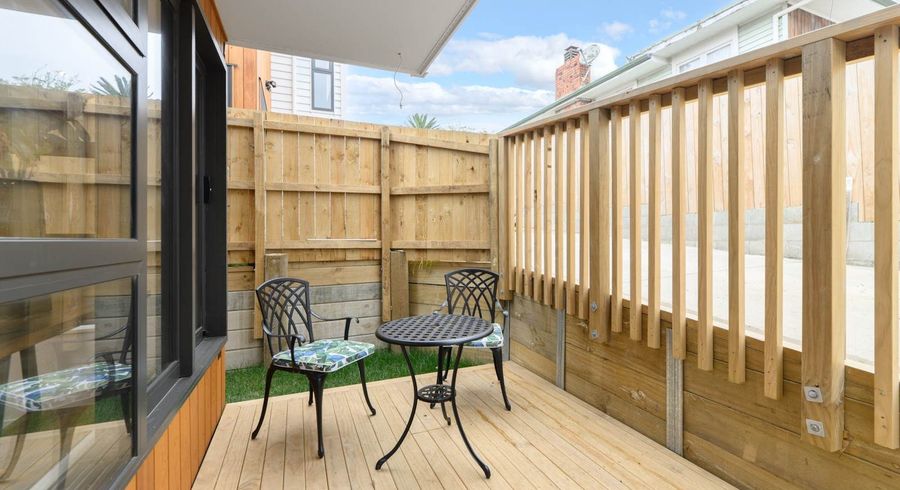  at 16A Marlowe Road, Blockhouse Bay, Auckland City, Auckland