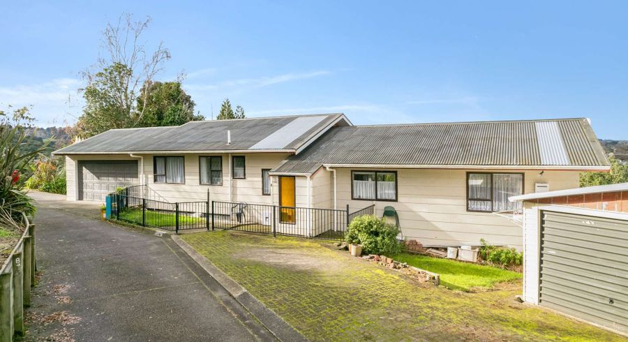  at 8 Parkdale Drive, Aramoho, Whanganui, Manawatu / Whanganui