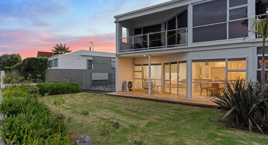  at 5A The Esplanade, Eastern Beach, Manukau City, Auckland