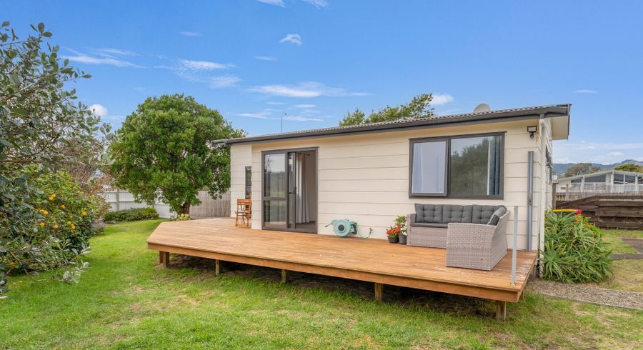  at 52 Mazengarb Road, Paraparaumu Beach, Kapiti Coast, Wellington