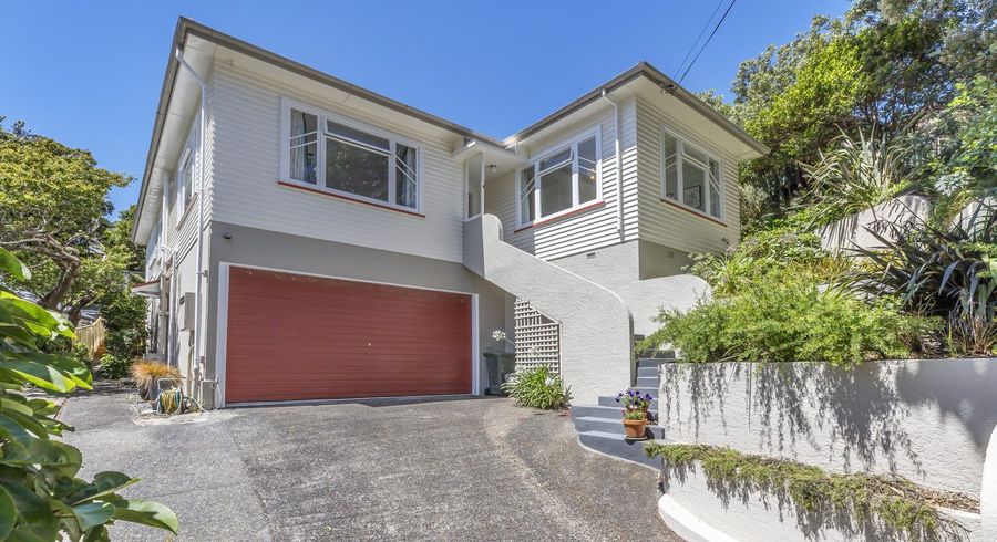  at 9 Kellsmere Crescent, Island Bay, Wellington, Wellington