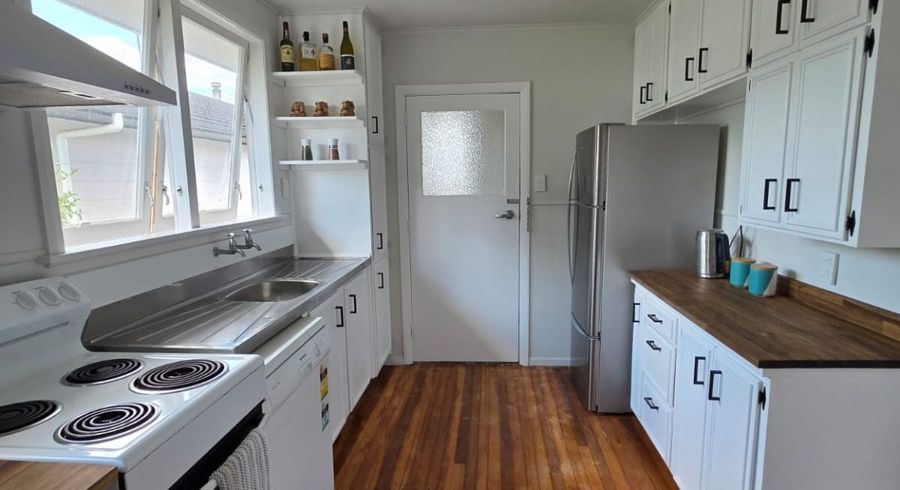  at 1009A Garry Street , Raureka, Hastings