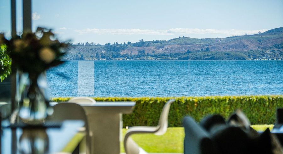  at 1/225 Lake Terrace, Waipahihi, Taupō