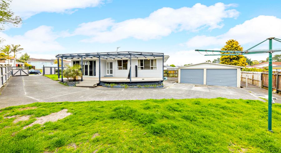  at 10 Quintal Place, Papatoetoe, Auckland