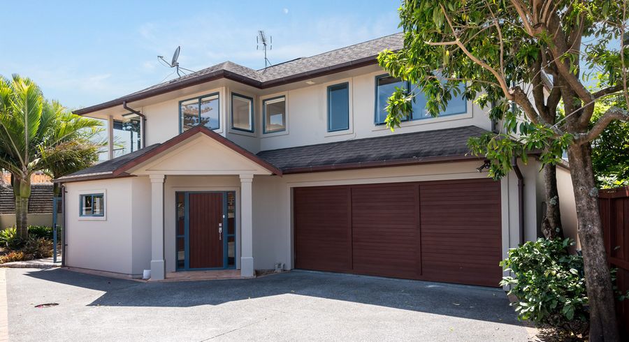  at 1/4 Rogers Avenue, Eastern Beach, Auckland