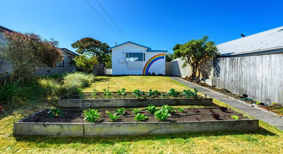  at 16 Tovey Street, New Brighton, Christchurch City, Canterbury