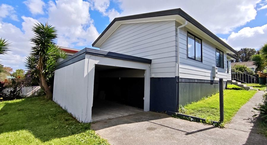  at 2/4 Martha Lane, Weymouth, Manukau City, Auckland